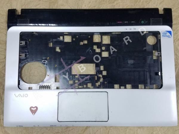 Верхня частина Sony Vaio SVE14